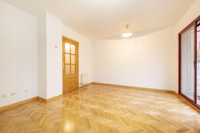 Floor Varnishing detail